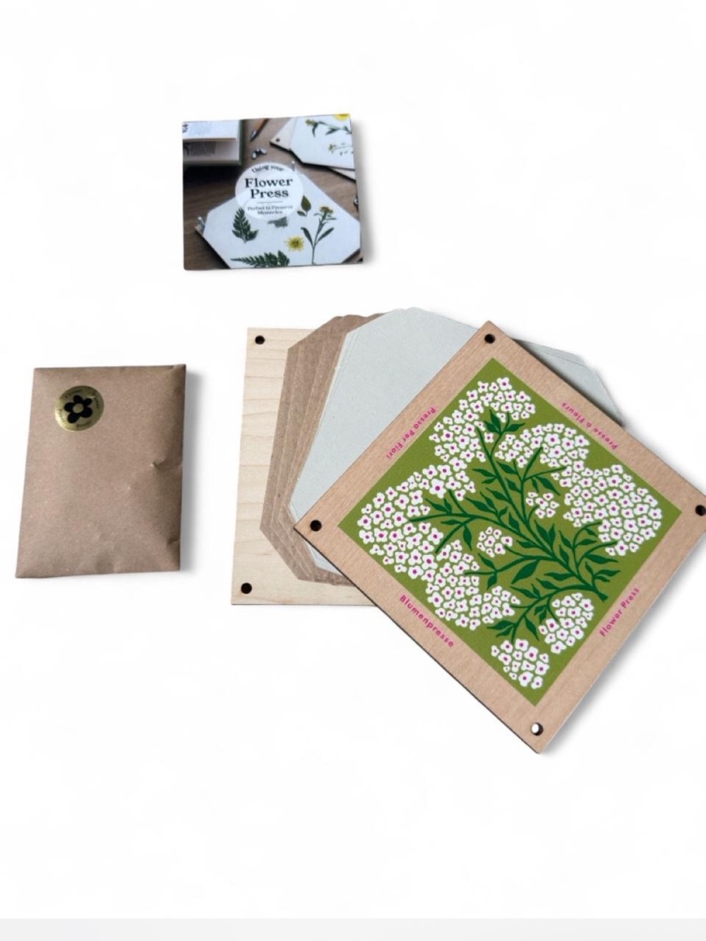 Studio Wald Floral Forget Me Not Flower Press Kit